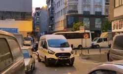 Bahçelievler'de iş yeri kurşunlandı