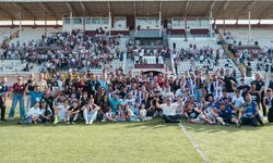 Bandırmaspor hata yapmadı... Finale kaldı...