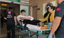 Arkadaşıyla şakalaşırken bıçaklandı