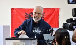 Arnavutluk'taki seçimlerde Rama'nın partisi önde