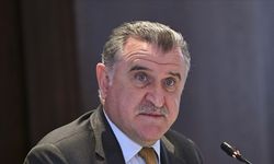 Bakan Bak'tan Galatasaray Basketbol Takımına Tebrik