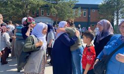 Eskişehir'in ilk hacı kafilesi yurda döndü