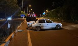 Sivas'ta iki otomobilin çarpıştı!