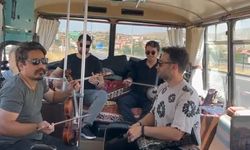 Bozlak Geleneğini Yaşatmak İçin Yola Çıktı: 'Allı Turnam'la Anadolu'yu Dolaşıyor
