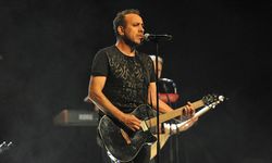 Haluk Levent'ten yeni evli çifte balayı sözü