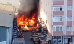 İş yeri deposunda yangın