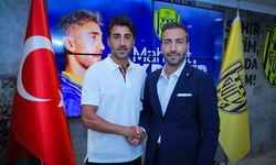 Ankaragücü Mahmut Tekdemir ile devam ediyor