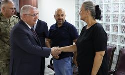 Bakan Güler askerleri hastanede ziyaret etti