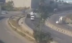 Dilovası'nda TIR ve otomobil çarpıştı