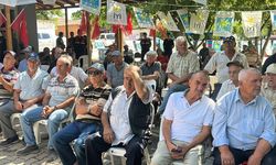 Edirne'de çiftçilerle bir araya geldi