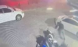 Kafeye silahlı saldırı kamerada
