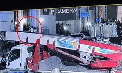 Oğluyla tartışan çocuğa silah çekti