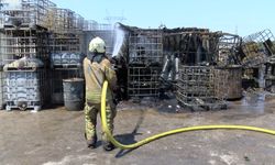 Tuzla'da iş yerini alevler sardı