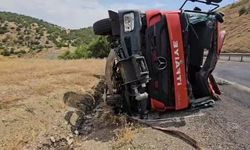 Yangına giden itfaiye devrildi: 1'i ağır, 3 kişi yaralandı