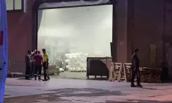 Tekstil fabrikasındaki yangına müdahale edildi