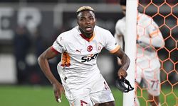 Napoli Osimhen'i Yokuşa Sürüyor!