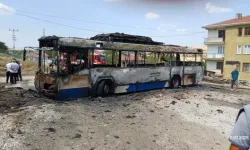 Pursaklar’da Seyir Halindeki Otobüs Alev Aldı!