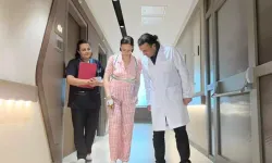 Okul Çantasının Yol Açtığı Skolyoz Ameliyatla Kontrol Altına Alındı