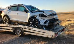 Bismil'de otomobiller kafa kafaya çarpıştı
