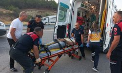Burdur'da otomobil ve minibüs çarpıştı