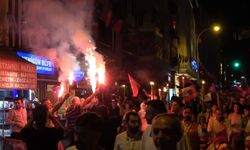 Bursa'da '30 Ağustos' Fener Alayıyla Kutlandı