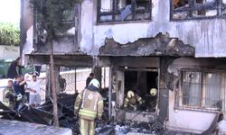 Fatih'te ecza deposunda yangın: Panik ve patlamalar yaşandı