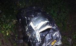 Giresun'da otomobil uçurumdan yuvarlandı