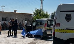 Hafifi ticari aracın çarptığı çocuk öldü