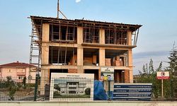 İnşaattan düşen işçi hayatını kaybetti