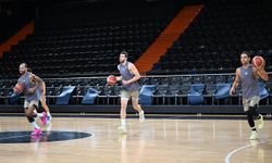 Mersin Spor Kulübü 2 kulvarda da başarıyı hedefliyor