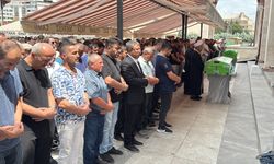 Otomobilin çarptığı motosikletteki çift hayatını kaybetti