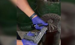 Plakasız motosikletle iş yeri kurşunladılar