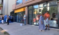 Tuzla'da 4 Katlı Otel Yangını Söndürüldü