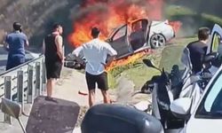Ümraniye'de otomobili alevler sardı