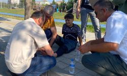 Yaya Geçidinde Otomobil Bisikletli Çocuğa Çarptı