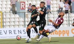 Eksik Sakaryaspor Bandırmaspor'dan puanı kaptı
