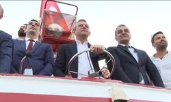 Teknede kaptan Özgür Özel oldu