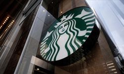 Starbucks, bazı dükkanlarını kapatıyor!
