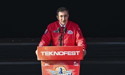 "Teknoloji üretmeyen sadece tüketen ülkelerin bir geleceği yoktur"