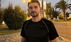 700 liralık oyuncak çaldı, 10 liralık alışveriş yaptı