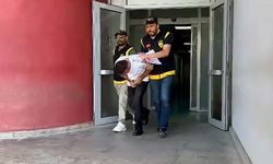 Adana’da Masaj Salonundaki Gizli Geçitte Fuhuş Baskını!