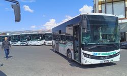 Bingöl'de El Freni Çekilmeyen Otobüs, Başka Otobüse Çarptı