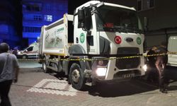 Çöp kamyonu yayaya çarparak can aldı