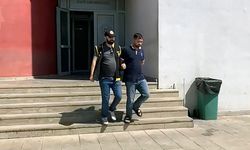 Emekliyi “Polisim” Diyerek Dolandırdı