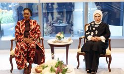 Emine Erdoğan ve Nguema görüştü