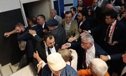 Kocaeli'de CHP İlçe Kongresi Karıştı