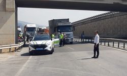 Kocaeli'de Yağ yüklü TIR devrildi