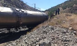 Malatya'da iki yük treni çarpıştı!