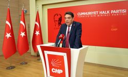Savunma sanayisinin siyaset dışı olduğunu söyledi