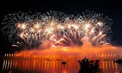 Işığın zaferi Diwali Festivali'nde vücut buluyor